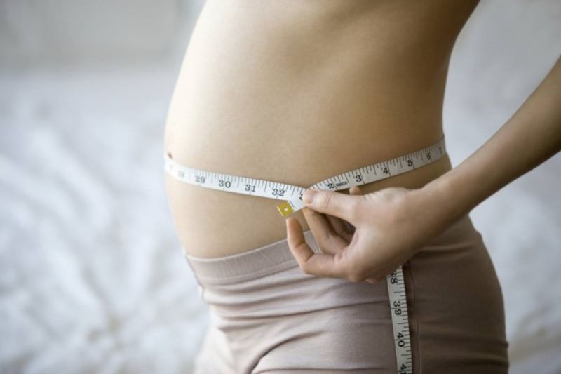 Các yếu tố nào ảnh hưởng đến quá trình giảm cân sau sinh?
