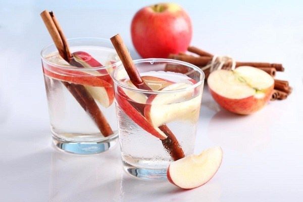 Ăn táo và quế có nhiều lợi ích giảm cân